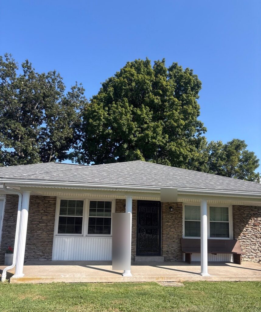 Completed roof replacement on Hill-N-Dale Drive in Shelbyville, KY: TAMKO Titan XT in Oxford Grey